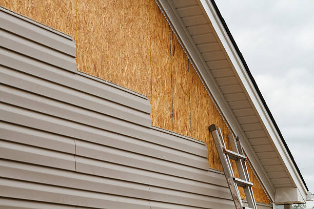 24/7 Emergency Storm Damage Siding Repair experts in Wyano, PA